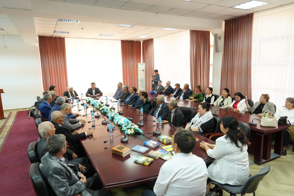 Qalamger rýhyna qurmet