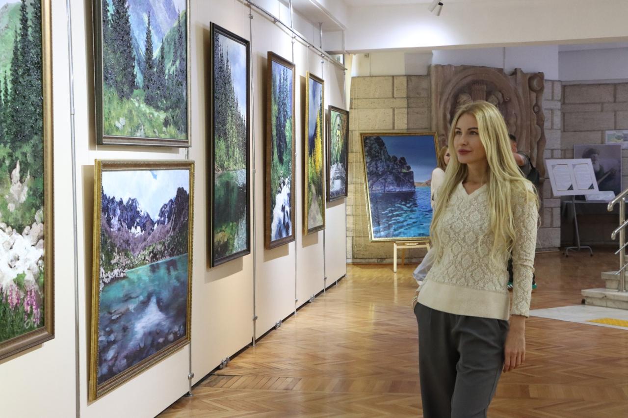 Tabıǵatty aıalaýǵa shaqyrǵan kórme ashyldy