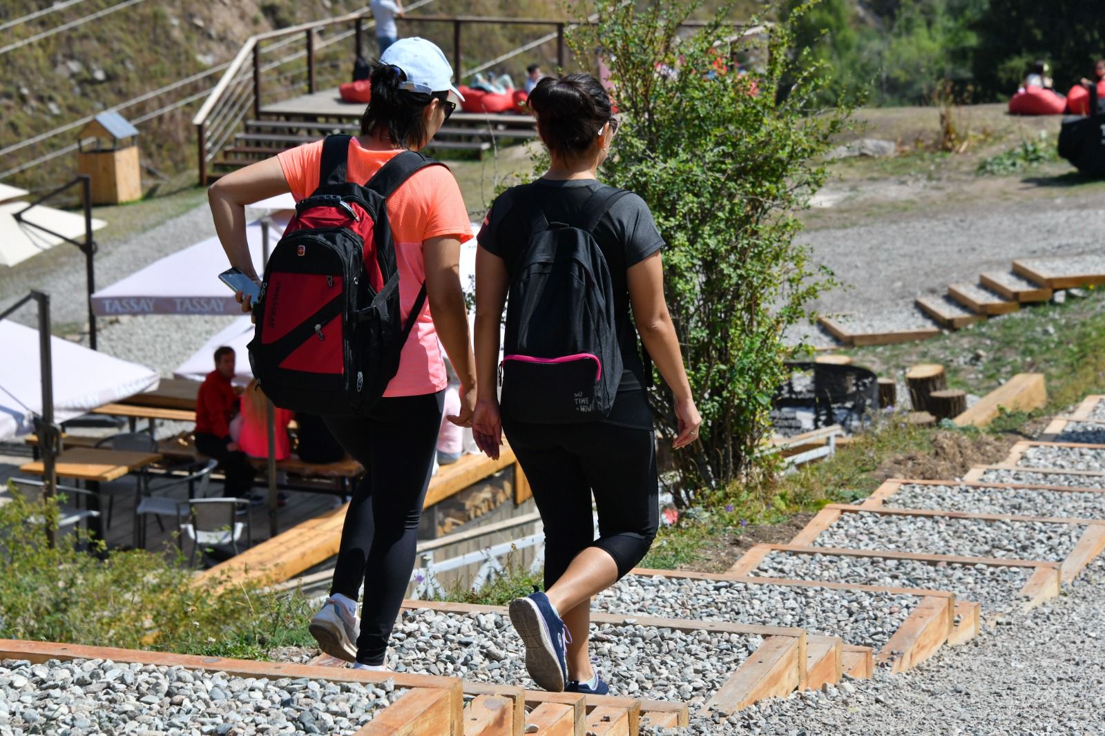 Megapolıste týrızm tynysy qandaı?