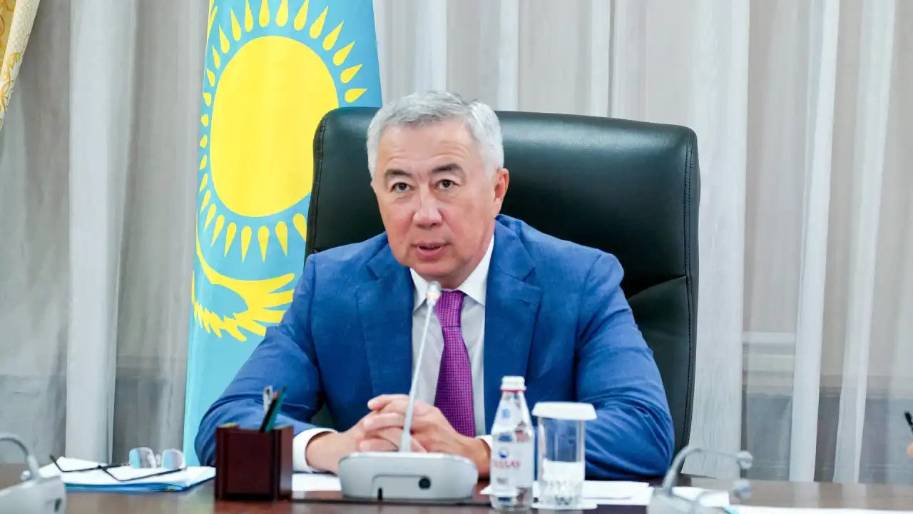 Kásipkerlerdiń basym bóligi úshin jeńildetilgen salyq rejımi saqtalady - Serik Jumanǵarın