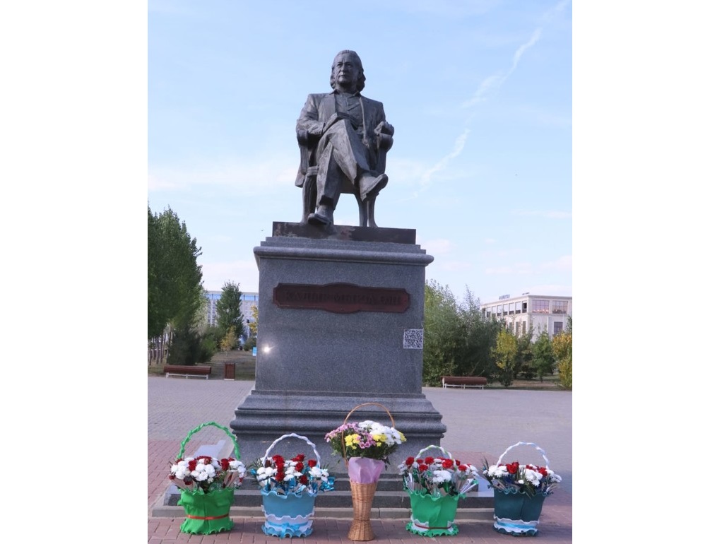 Aqyn toıy halyq toıyna aınaldy