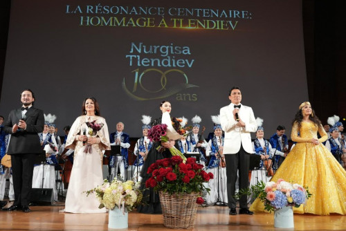 Parıjde Nurǵısa Tilendıevtiń 100 jyldyǵy atalyp ótti