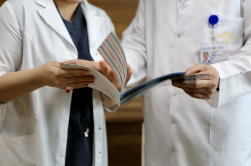 Elimizge em izdep keletin sheteldikter kóbeıgen