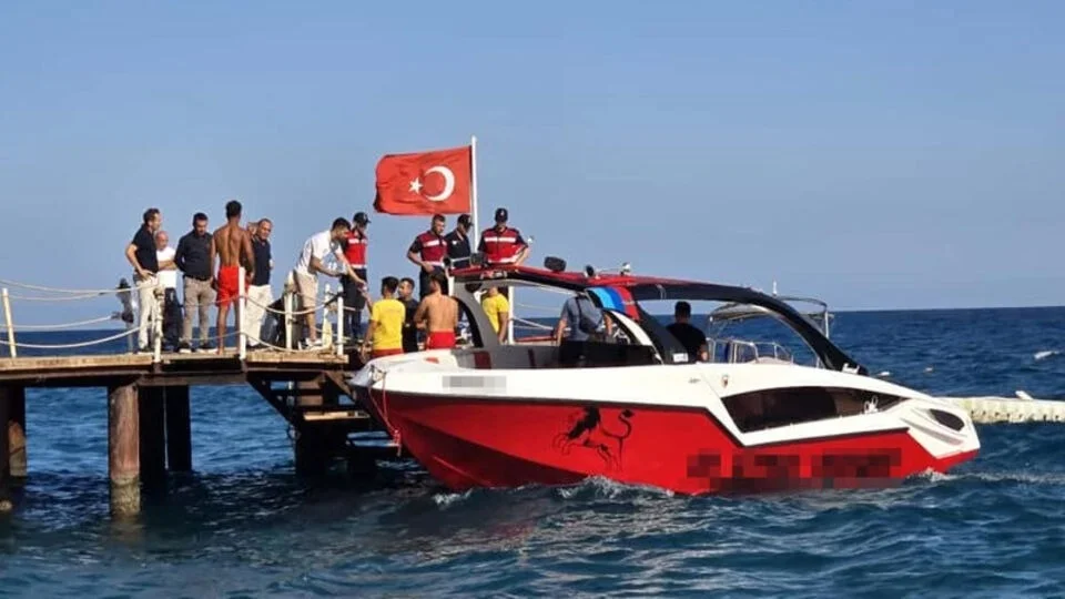 Túrkııanyń Antalııa qalasynda reseılik áıel  kóz jumdy