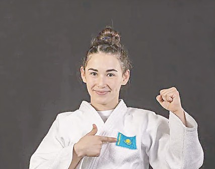 Ábıba – álemdik reıtıngte kósh basynda