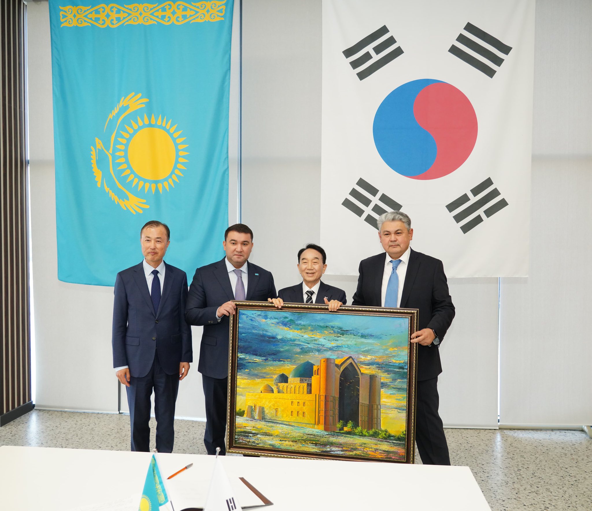 Túrkistanda halyqaralyq qazaq-koreı IT ýnıversıteti ashyldy