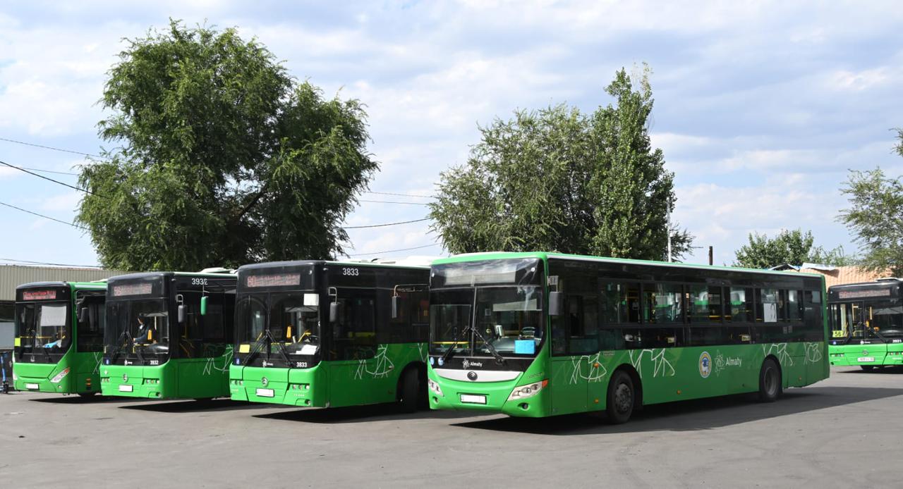 Almatyda eki jańa avtobýs parki men gaz toltyrý stansııasy salynady
