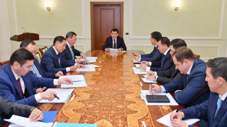 Qarın etnosaralyq kelisimdi nyǵaıtý máselelerine arnalǵan respýblıkalyq jıyn ótkizdi