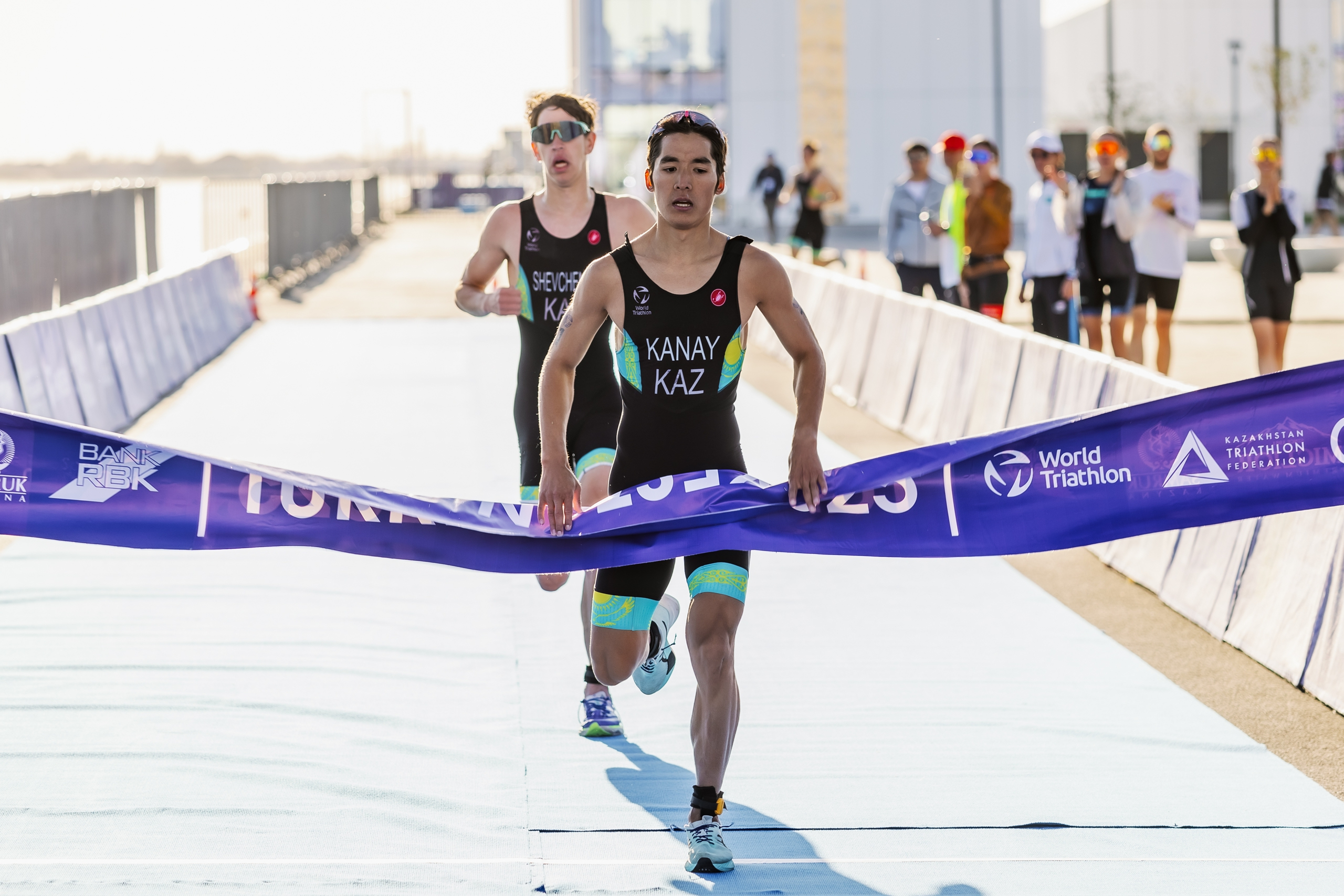 Túrkistanda trıatlonnan Azııa kýbogy ótti