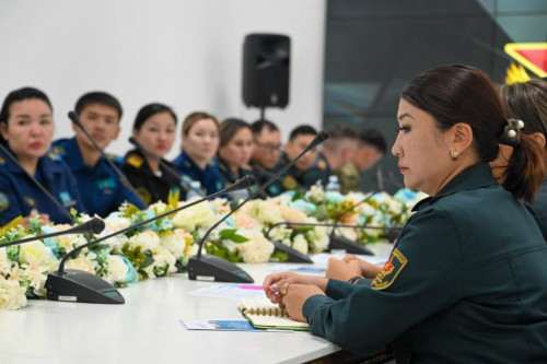 Sarbazdar AI-sulu-men tanysty