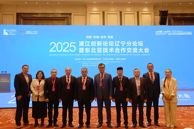 Robototehnıkalyq júıeler men jasandy ıntellekt boıynsha birlesken jobalar tanystyryldy