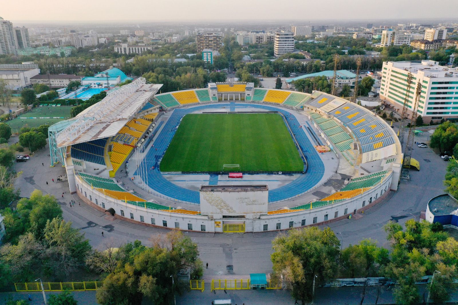 «Qaırat» – «Real Madrıd» oıynyn tamashalaýǵa 5 myń sheteldik týrıst keldi