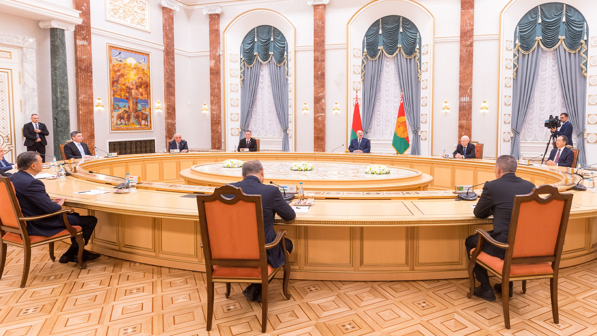 Eýrazııalyq úkimetaralyq keńes otyrysy ótti