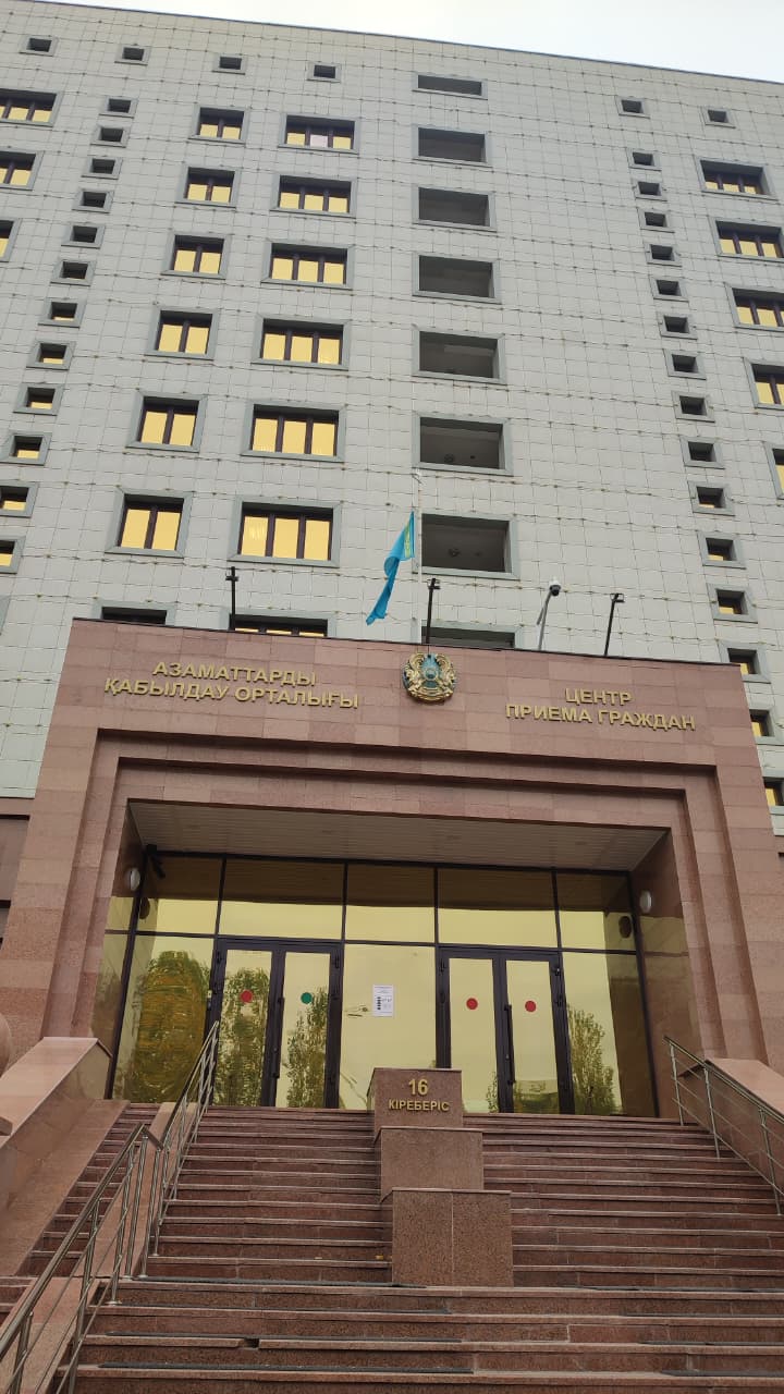 Merekesi kezinde muǵalimder jalaqysyz júr