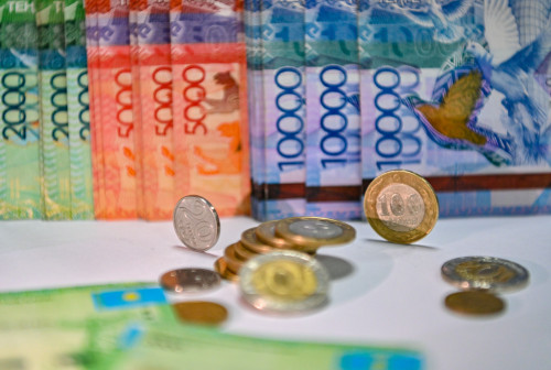 Qazaqstanda qolma-qol aqsha jasaıtyn 81 top anyqtaldy