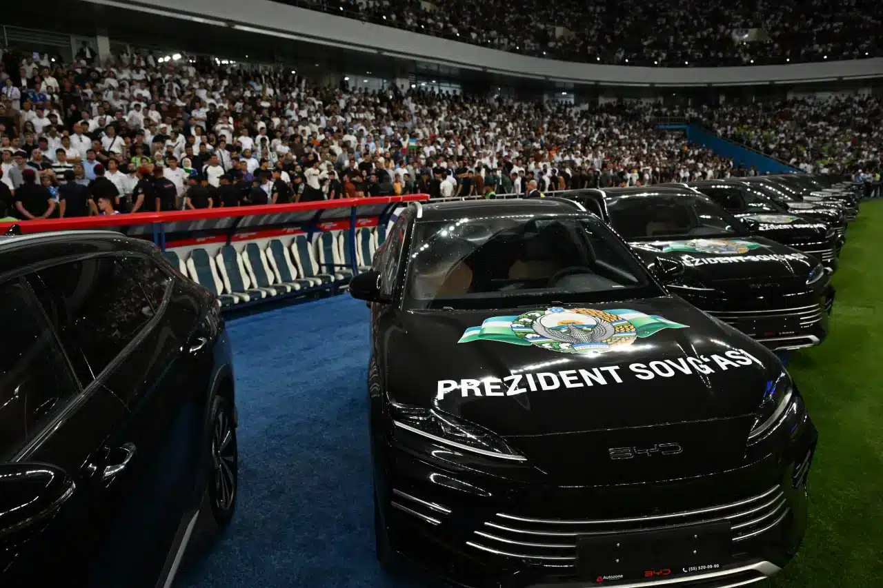 О́zbekstan Qatarǵa qarsy matchta tártip buzǵany úshin 340 myń dollar tóleıdi