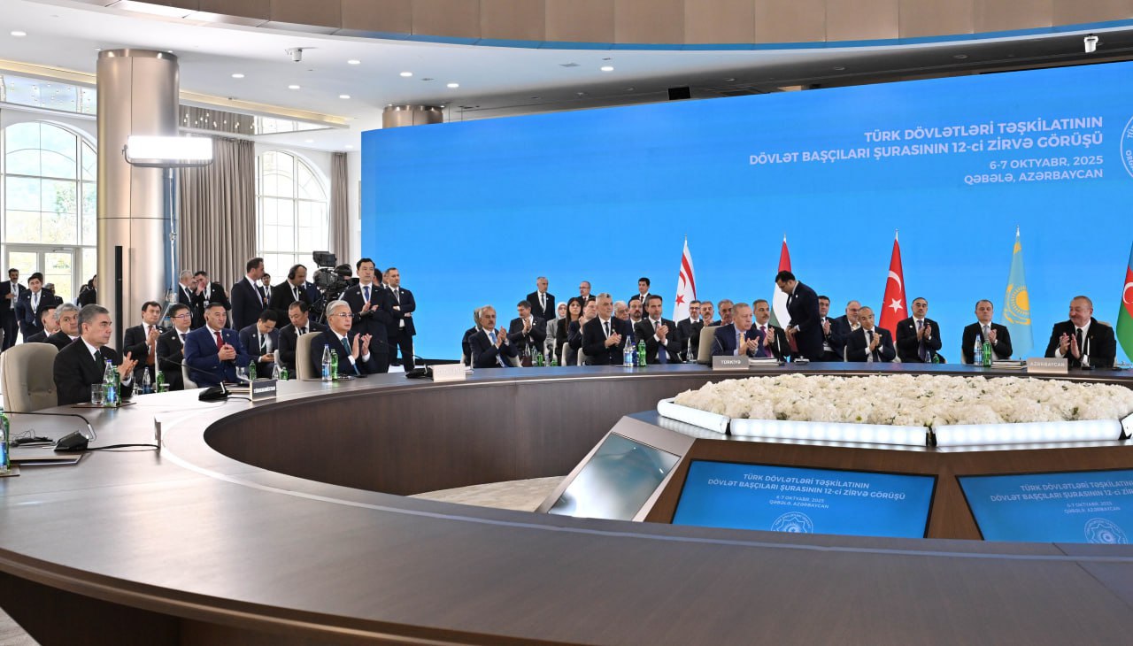 Gabala deklarasııasyna qol qoıyldy.