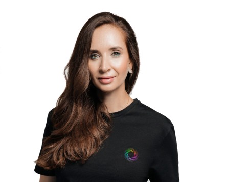 Tuńǵysh týrıst retinde ǵaryshqa ushpaq