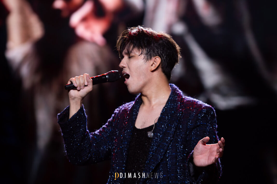 Dımash Mysyrdaǵy konsertiniń aldynda suhbat berdi