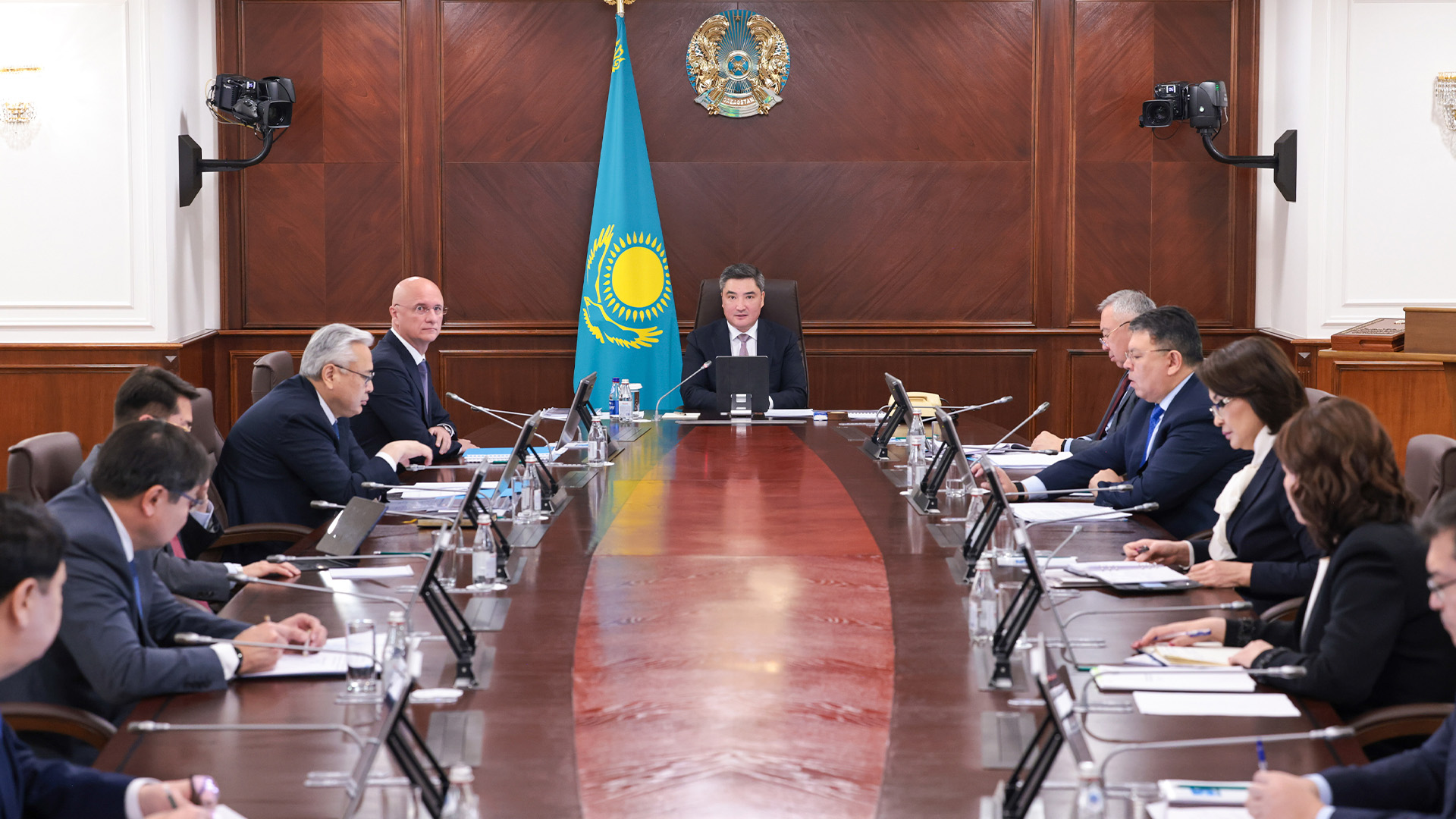 Sıfrlyq transformasııa: Salaǵa serpin berer strategııalyq mindet