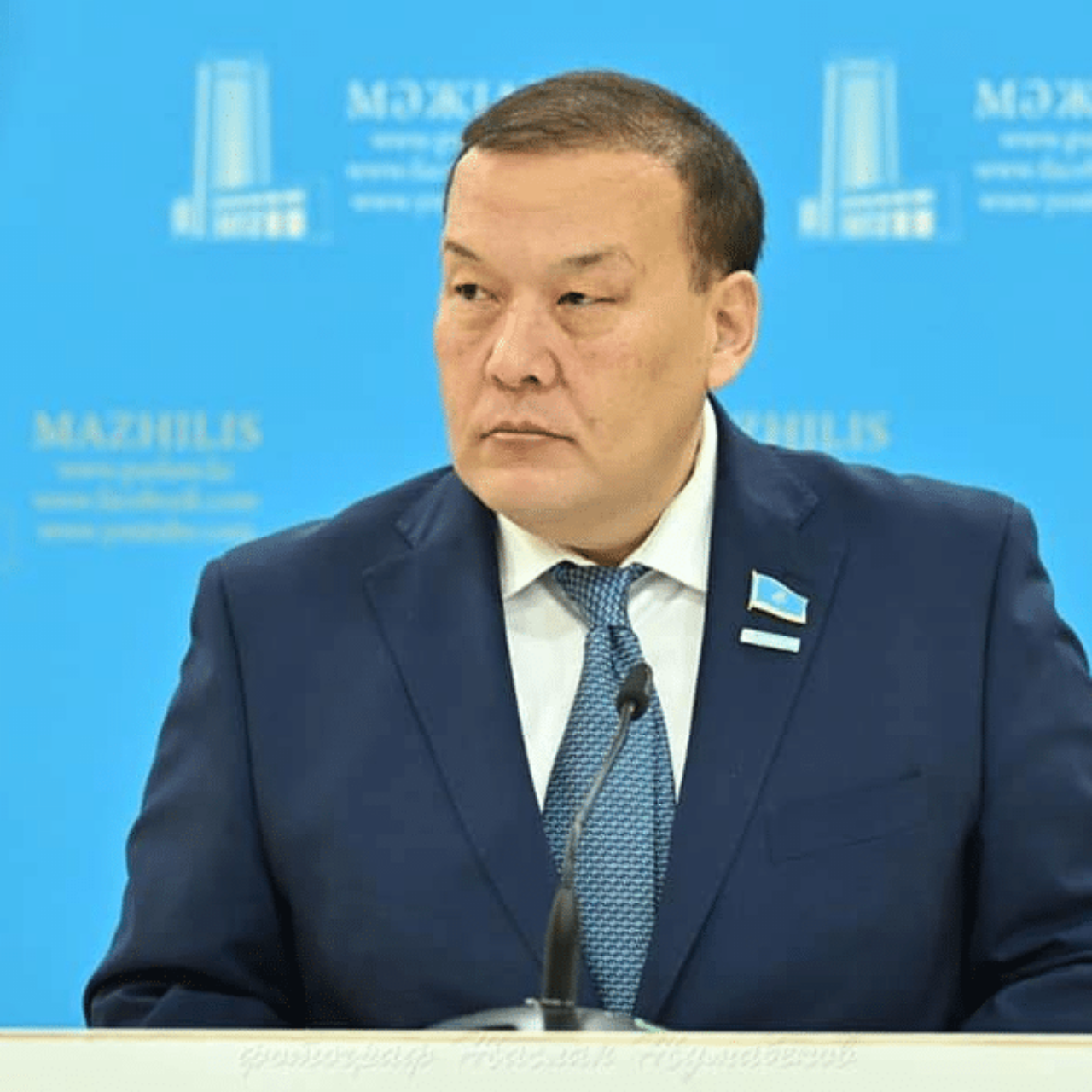 Qazaqstandyq júrgizýshilerge Reseıdiń shekteýleri qoldanylmaıdy - depýtat