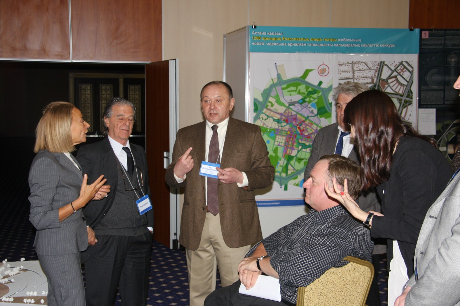 Astana sáýletinde qoltańbasy qaldy...