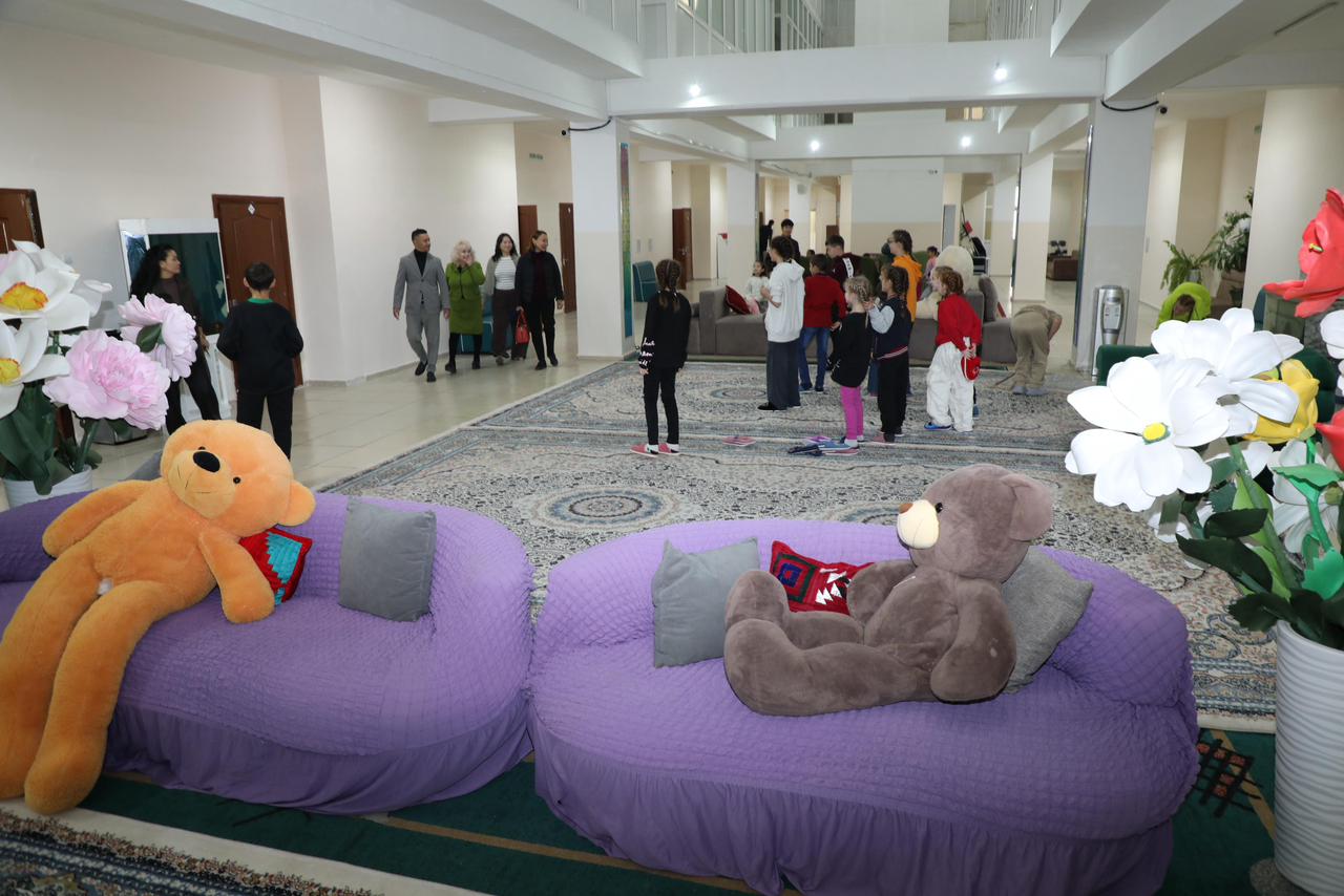 Almatydaǵy erekshe kútimge muqtaj balalar basqa mektep-ınternatqa nege kóshirildi?