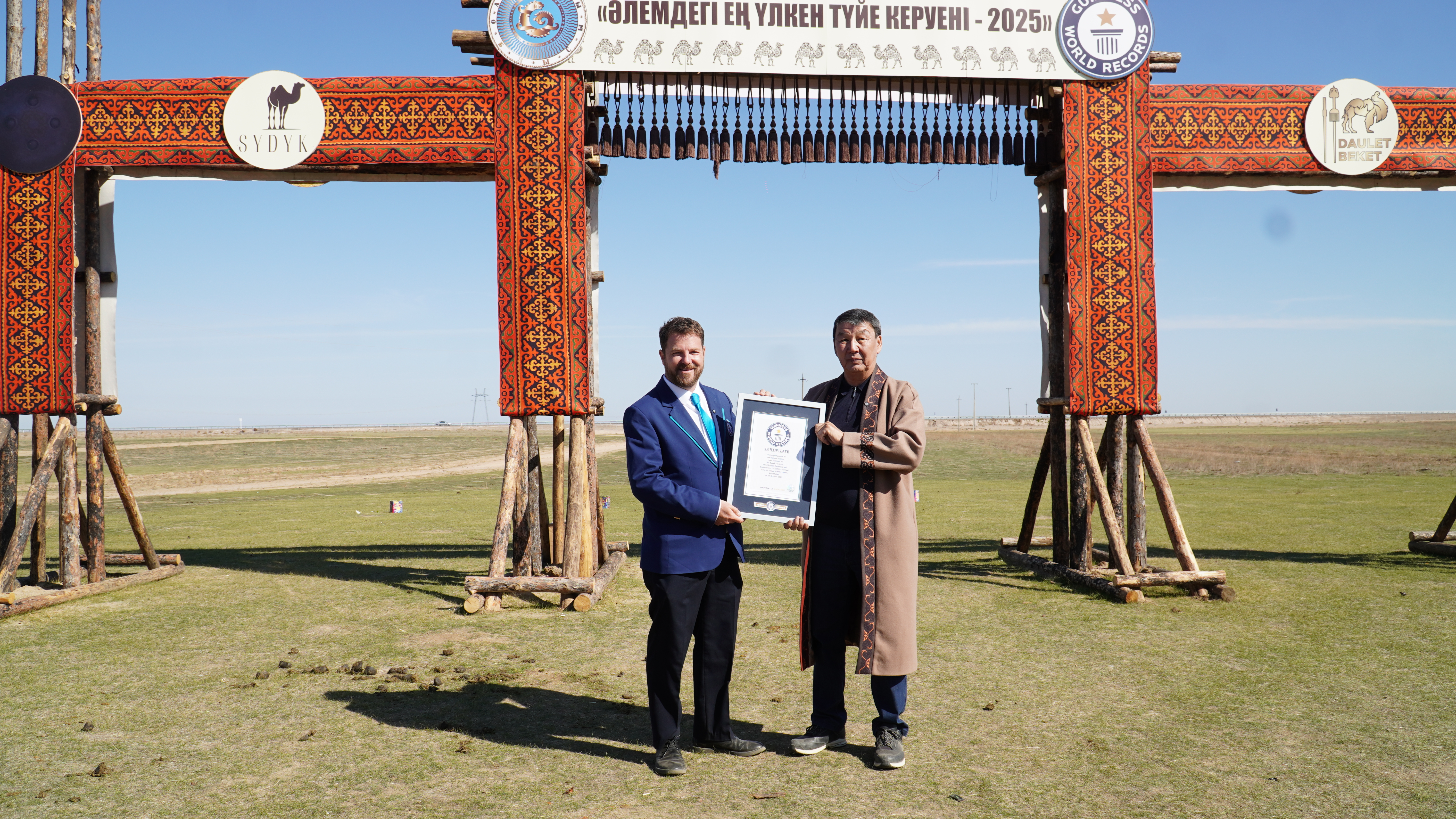 Myń túıeli kerýen: Qazaqstannyń jańa rekordy Gınnes kitabyna tirkeldi