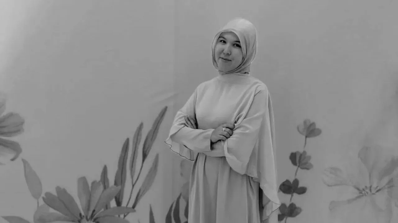 Shymkentte jas áıeldi óltirgen 11-synyp oqýshysyna qatysty sot bastaldy