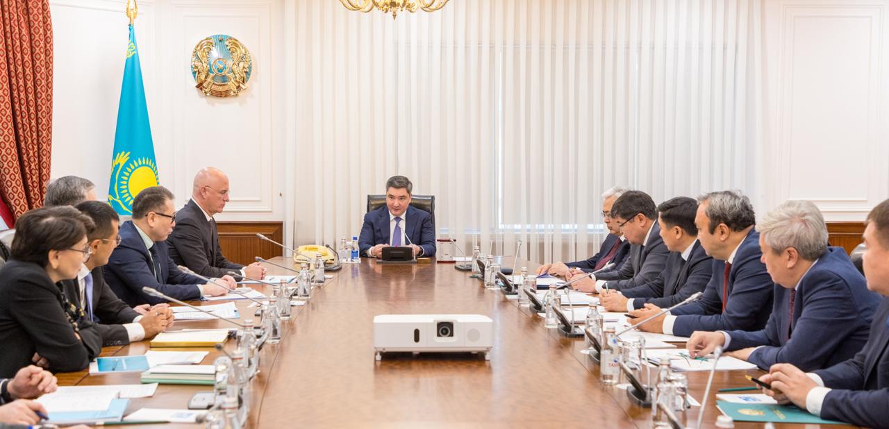 Úkimet makroekonomıkalyq turaqtylyqty qamtamasyz etý baǵytynda sharalar qabyldaýda