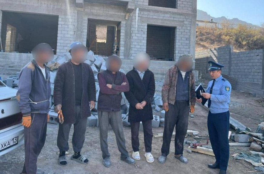 Halyqaralyq izdeýde júrgen eki sheteldik Túrkistan oblysynda qolǵa tústi