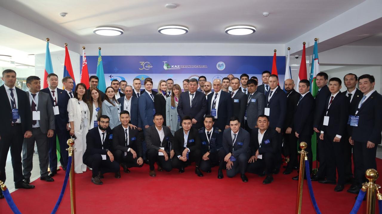 Almatyda halyqaralyq áýe dıspetcherleriniń baıqaýy  ótip jatyr