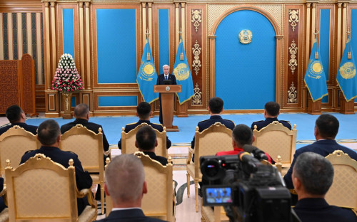 Memleket basshysy: Qutqarýshy elimizdegi eń bedeldi mamandyqtyń birine aınalýǵa tıis