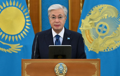 Prezıdent qutqarýshylardy kásibı merekesimen quttyqtady