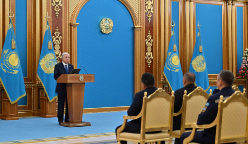 Q.Toqaev memleket qarjysyna qarap otyratyn sport federasııalarynyń basshylaryn synǵa aldy