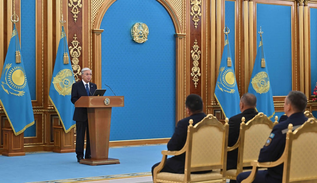 Syn saǵattaǵy qaısarlyq úlgisi