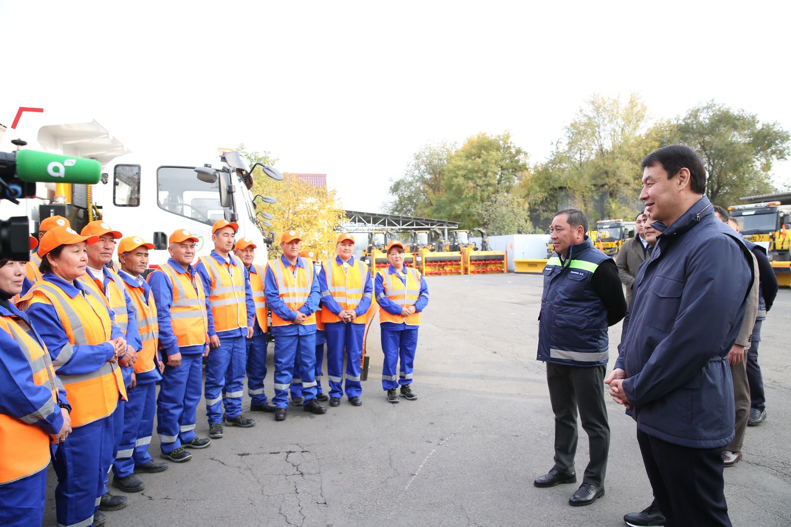 «Almaty Tazalyq» jumysshylarynyń jalaqysy ósti