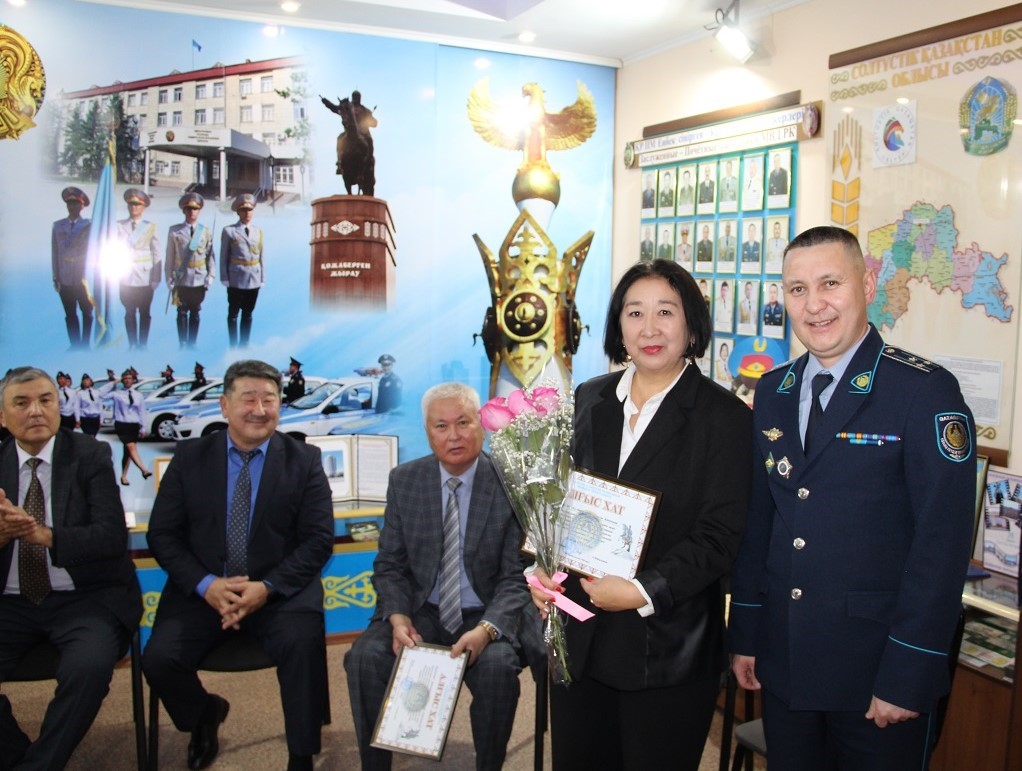 Mereke aldyndaǵy tálimdi kezdesý