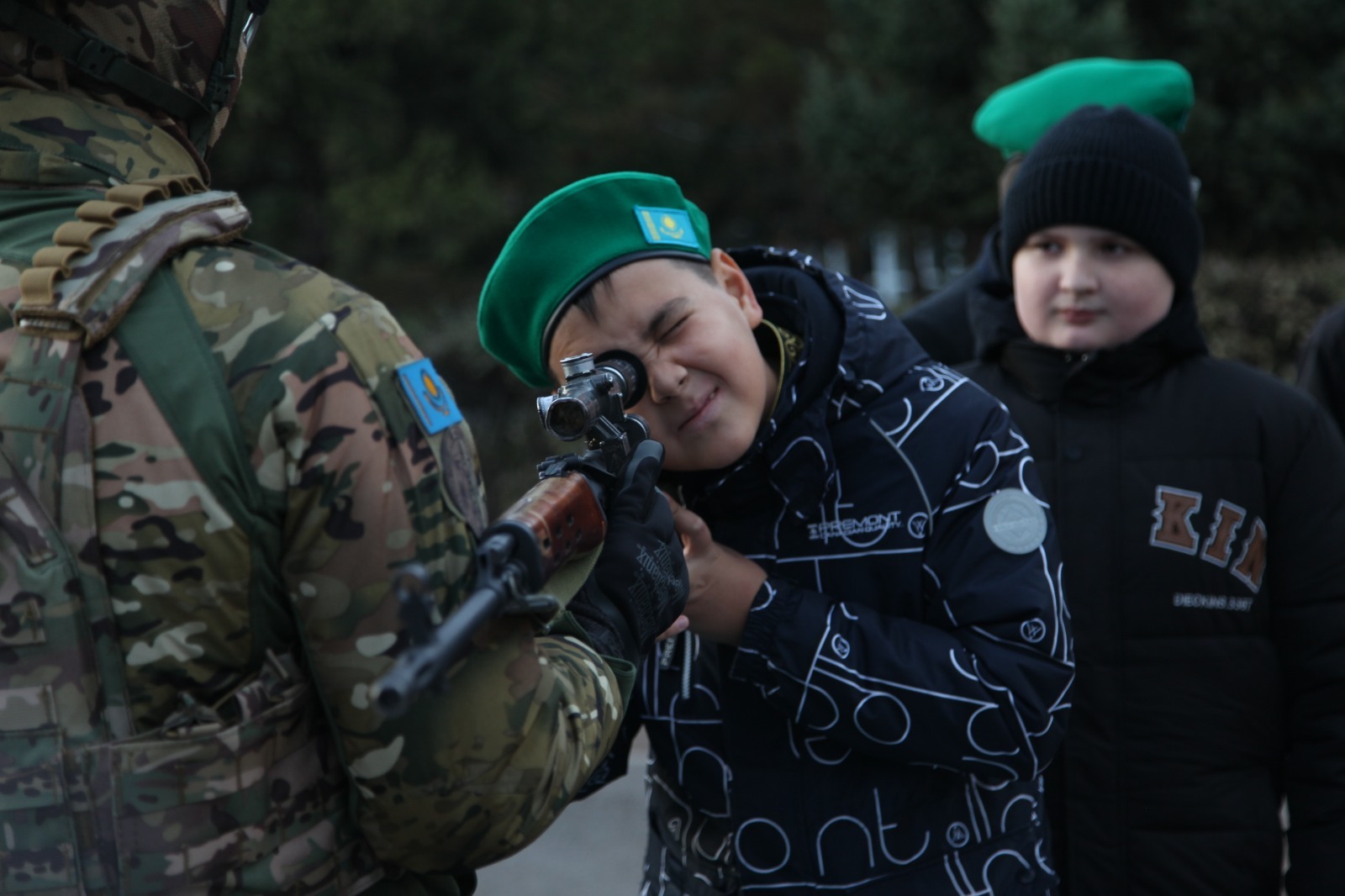 Jas shekarashylardyń jańa belesi