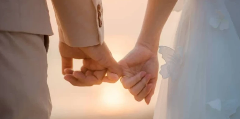 Qazaqstanda ajyrasý kórsetkishi azaıyp keledi