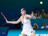 Elena Rybakına WTA Finals týrnırin jeńispen bastady