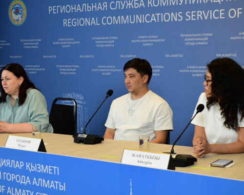 Almatyda balalardyń týabitti júrek aýrýlaryn anyqtaý máseleleri talqylandy