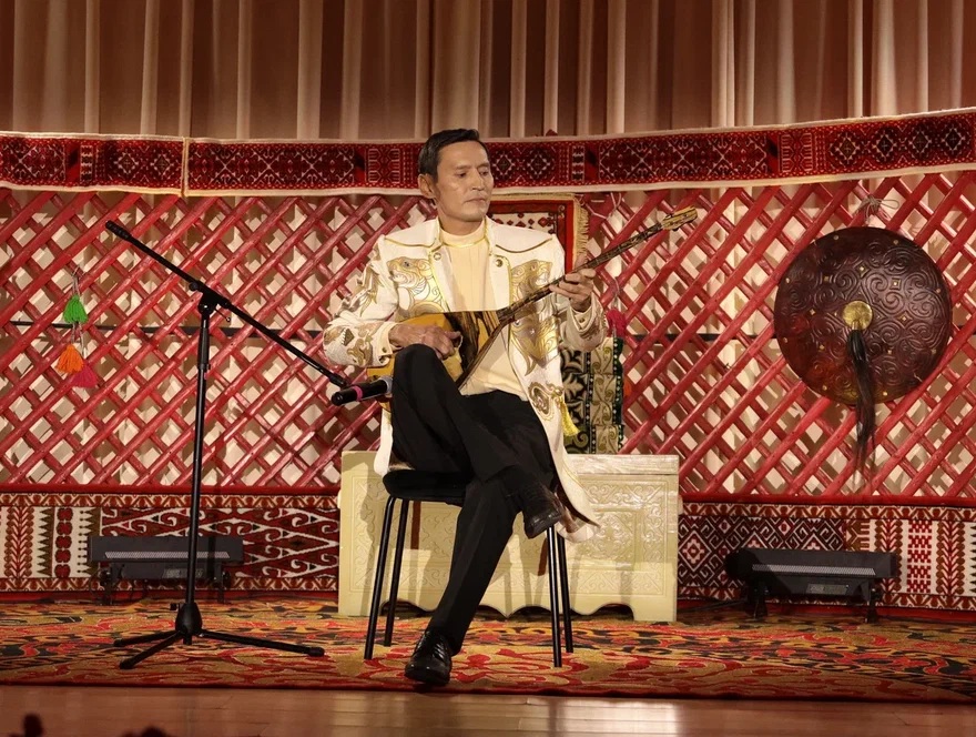 Kúı kúmbirlegen kesh