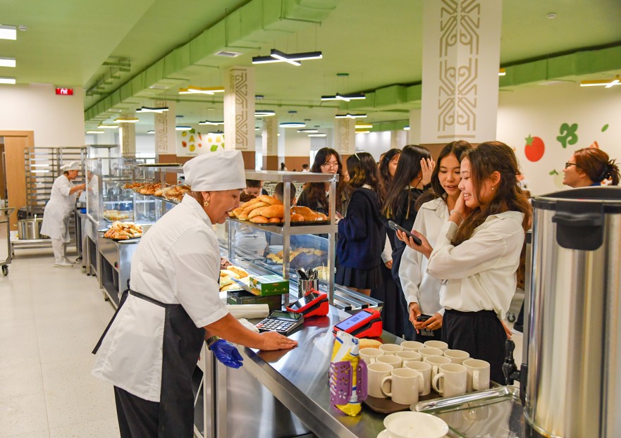 Mektep ashanasyndaǵy ózgeris