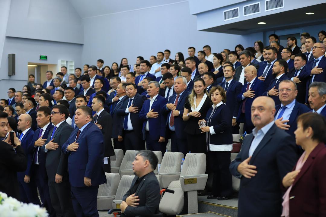 Avtojolshylar kúni alǵash ret atalyp ótti