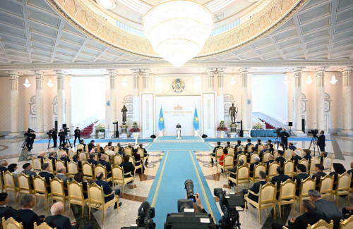 5 jylda bilim berý salasyna bólinetin qarjy úsh ese artty - Toqaev