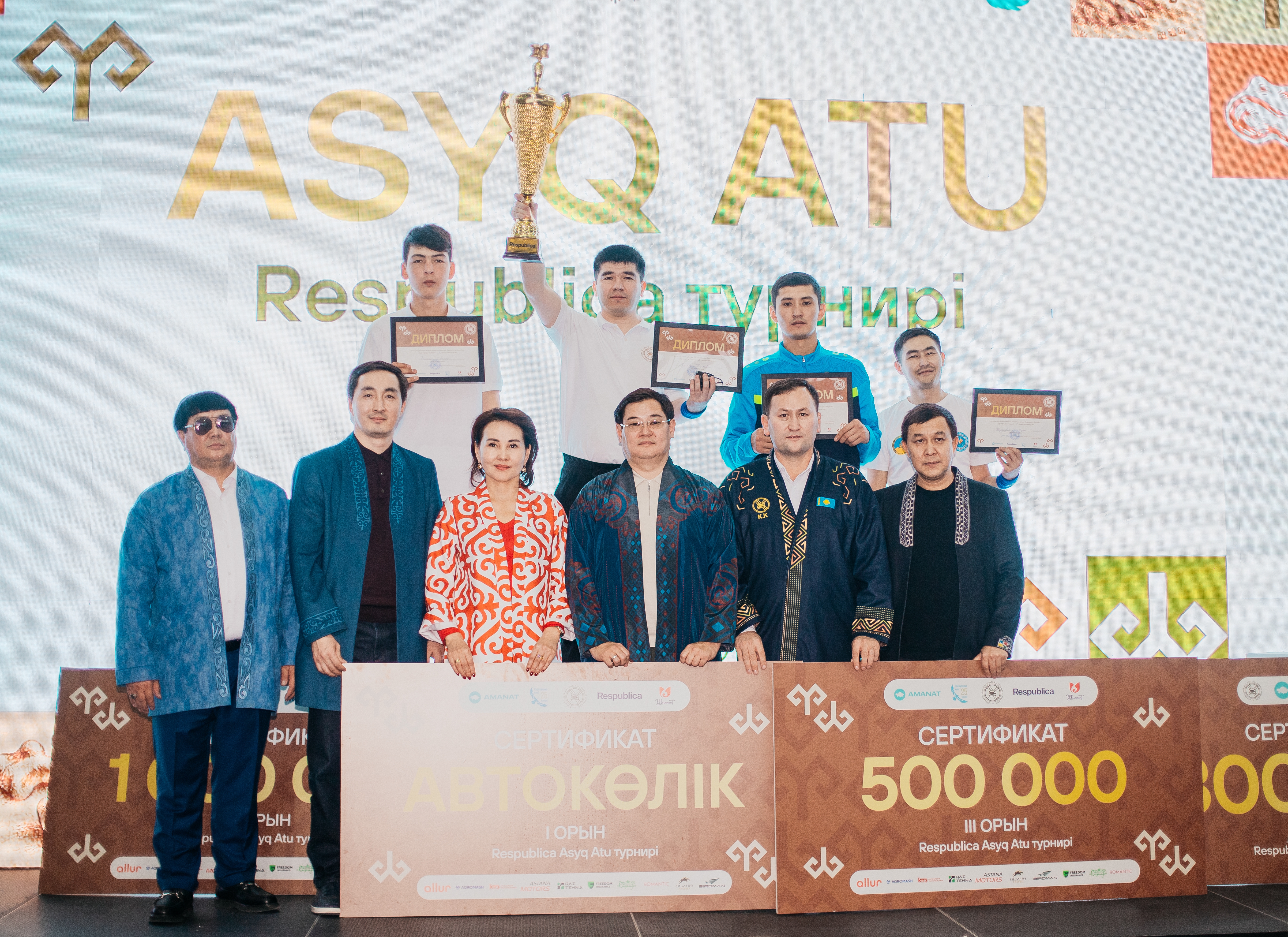 О́z ıesin tapqan kólik: Shymkentte ekinshi respýblıkalyq «Respublica Asyq Atu» týrnıri ótti