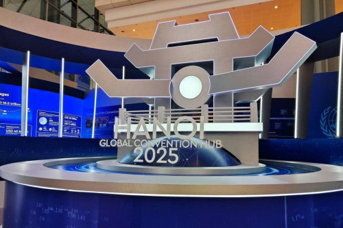 Kıberqylmysqa qarsy konvensııasyna qol qoıyldy