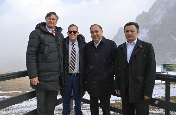 AQSh Prezıdentiniń arnaıy ókili men AQSh Memlekettik hatshysy orynbasarynyń Qazaqstanǵa sapary bastaldy