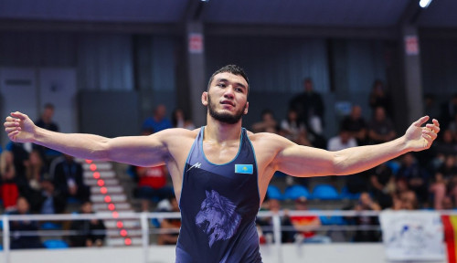 Rızabek Aıtmuqan álemdik arenada taǵy bir júldege qol jetkizdi